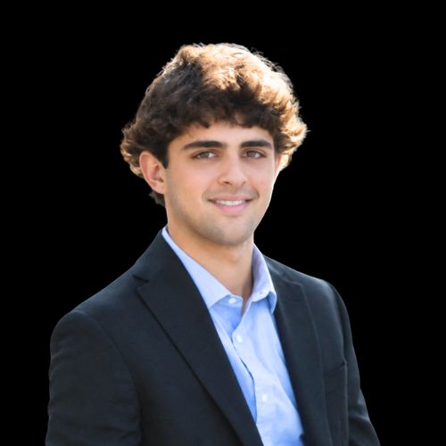 Alex Williams Headshot